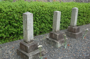 旧大津陸軍墓地　Ｌブロック第６行の墓碑