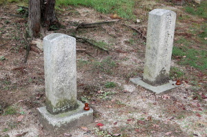 墓碑の謎にいどむ：二つの将校の墓碑＠旧大津陸軍墓地
